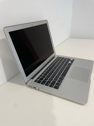 MacBook Air 13 - 2013