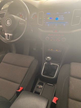 Volkswagen Sarhan 2011