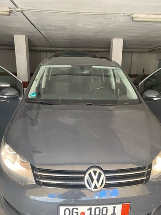 Volkswagen Sarhan 2011