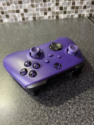 Mando Xbox Morado