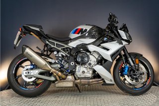 BMW M 1000 R .