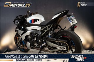 BMW M 1000 R .