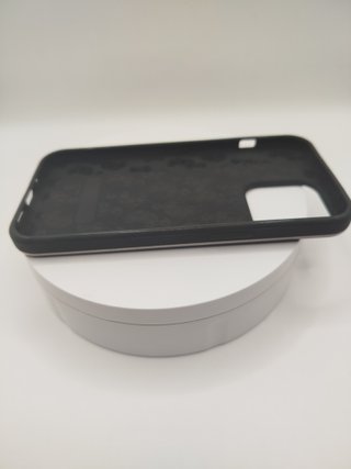 2 Fundas iPhone 13 Pro Nuevas  Con Diseño Moderno