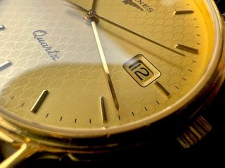 Reloj Longines vintage Quartz Dorado y Negro