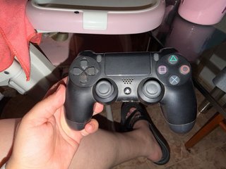 PS4 (PlayStation 4 slim)precio negociable