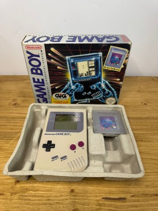 Nintendo Game Boy DMG-01 Classic Beige