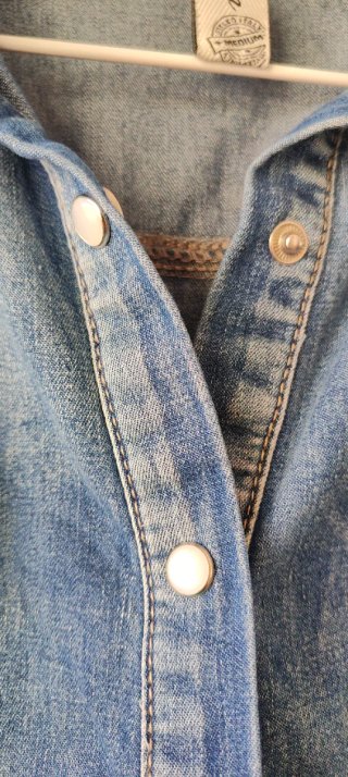 Camisa denim. Talla M