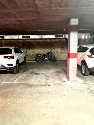 Parking en paseo de la estacion
