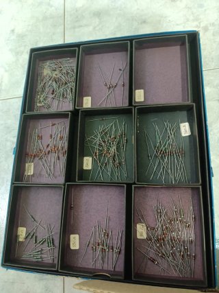 Lotto resistenze elettroniche assortite