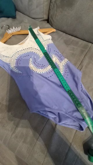 Body ginnastica lavanda con strass