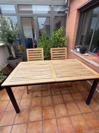 Mesa extensible 160/220 terraza + 4 sillas madera