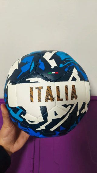 Pallone Kipsta Italia