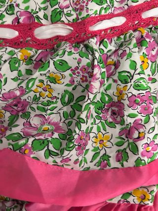 Traje de flamenca volantes rosa floral
