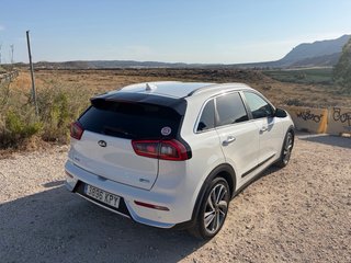 KIA Niro Emotion 2018 híbrido etiqueta ECO