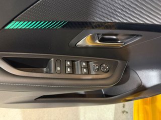 Peugeot 208 BlueHDi 73kW (100CV) Allure