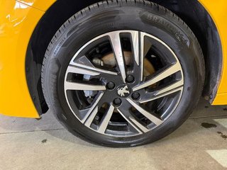 Peugeot 208 BlueHDi 73kW (100CV) Allure