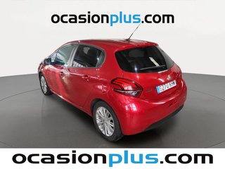 Peugeot 208 PureTech 82 Style 60 kW (82 CV)