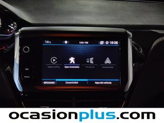 Peugeot 208 PureTech 82 Style 60 kW (82 CV)