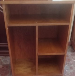 Mueble de madera para TV