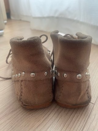 Botines ante con flecos