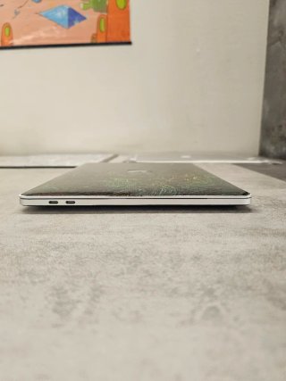 MacBook Pro 13 M1 Touch Bar