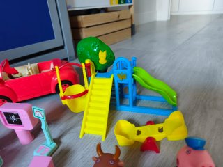 Lote de figuras y accesorios Peppa Pig