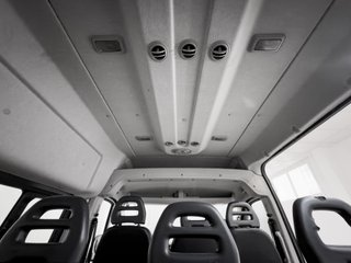 Peugeot Boxer Combi L2H2 9 plazas 140cv