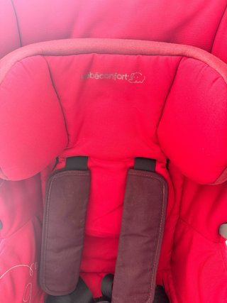 Silla coche bebé Axiss Bebe Confort Roja