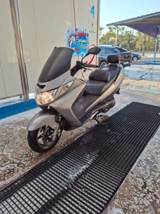 Suzuki Burgman 250 2004