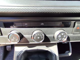VOLKSWAGEN TRANSPORTER 6.1 Furgón L1 2.0 TDI 110cv