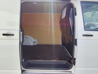 VOLKSWAGEN TRANSPORTER 6.1 Furgón L1 2.0 TDI 110cv
