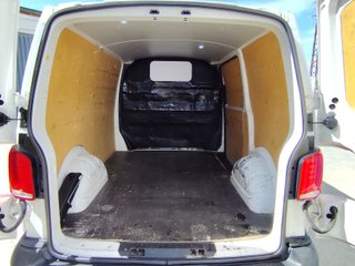 VOLKSWAGEN TRANSPORTER 6.1 Furgón L1 2.0 TDI 110cv