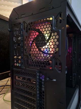 PC Gaming Ryzen 7 5800X 4060Ti 32GB RAM
