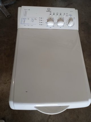 Lavadora Indesit Carga Frontal Blanca
