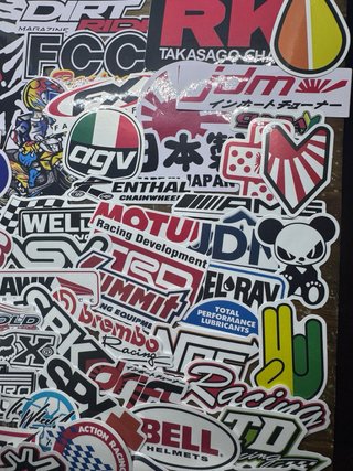 121 Pegatinas Racing Coches y Motos