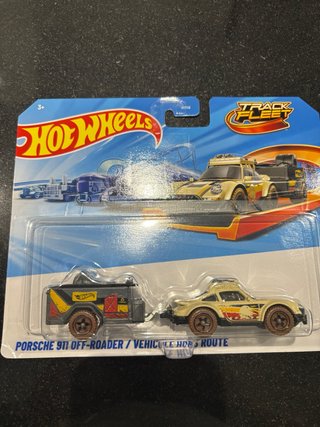 Hot Wheels Porsche 911 Off-Road / Vehicule HORS RO