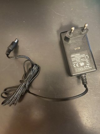 Lote 2 adaptadores 12V 1A