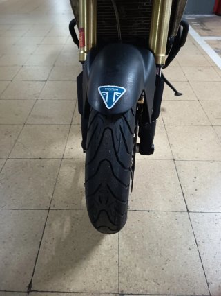 Triumph Tiger 1050