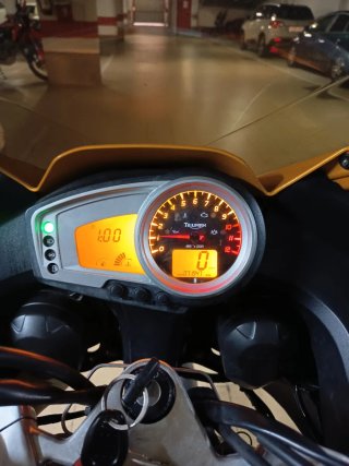 Triumph Tiger 1050