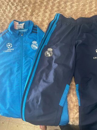 Abbigliamento sportivo Real Madrid Adidas Champions League