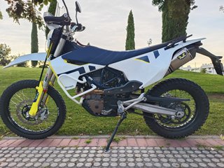Husqvarna 701 Enduro 2022 | Perfecto estado