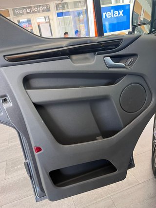 Ford Custom Transit Automática 185cv