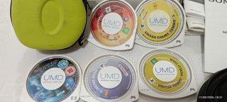 Consola PSP en su caja, Manual, cargador+ 7 Juegos