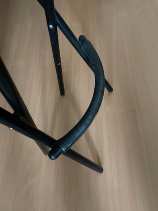 Banqueta alta negra para barra o cocina