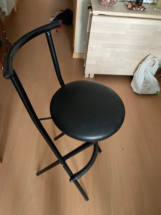 Banqueta alta negra para barra o cocina