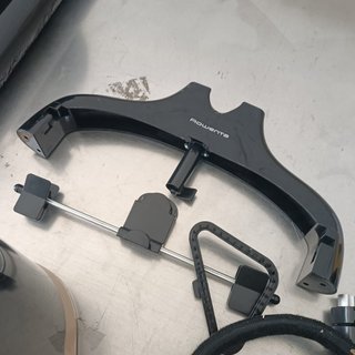 Spazzola a vapore Rowenta potente con accessori per tessuti