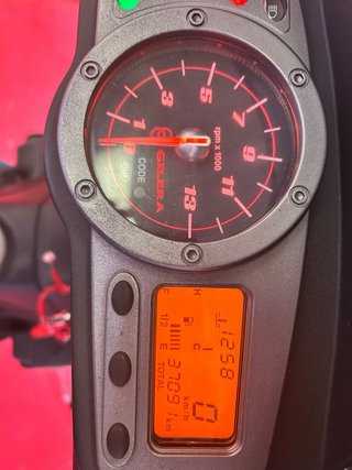 Gilera 125 Scooter Gris/Plata