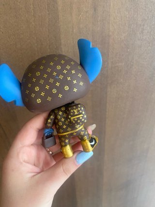 Statuetta Stitch Louis Vuitton