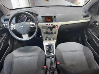 Opel Astra 2007