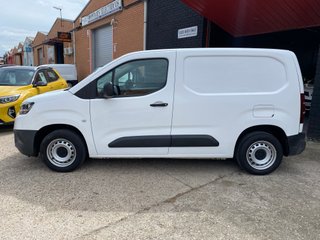BUEN ESTADO!!! TOYOTA PROACE VAN DIESEL